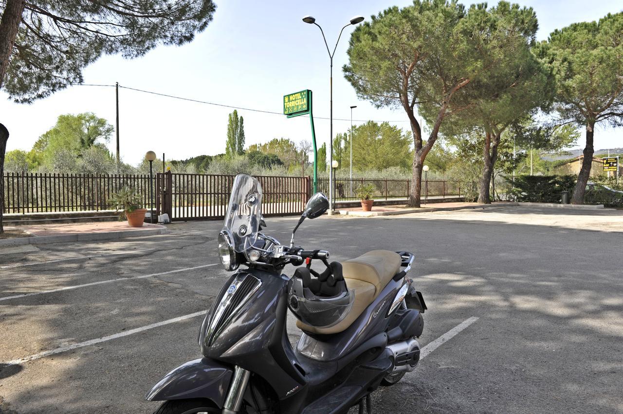 Hotel Torricella Magione Exterior foto